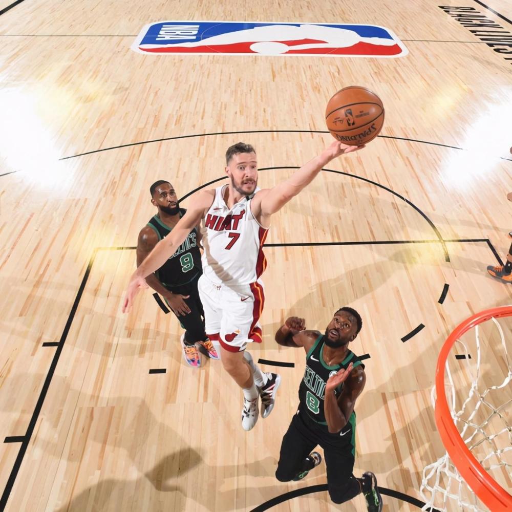 九游体育下载-逆转之夜！热火最后时刻连续得分取胜，最大北京计划活动.-九游体育下载